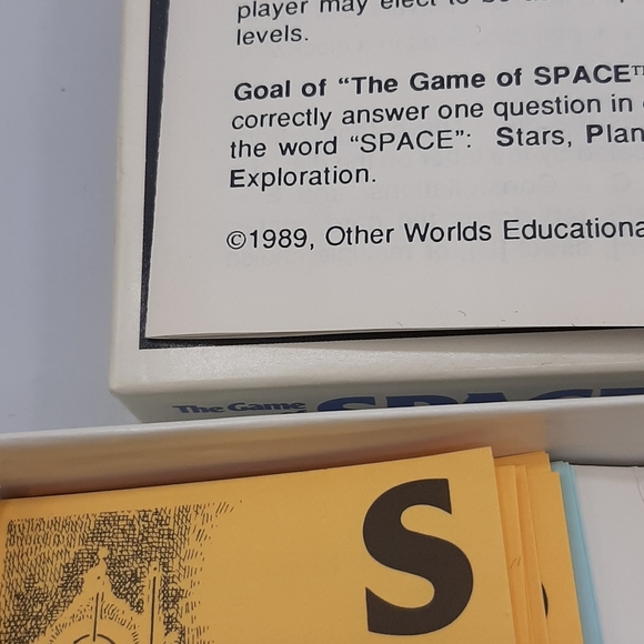 The Game of SPACE Explore Discover Experience Educational Game 2 to 6 Players - Picture 7 of 7